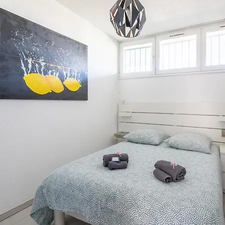 Sable Et Mediterranée Apartamento *